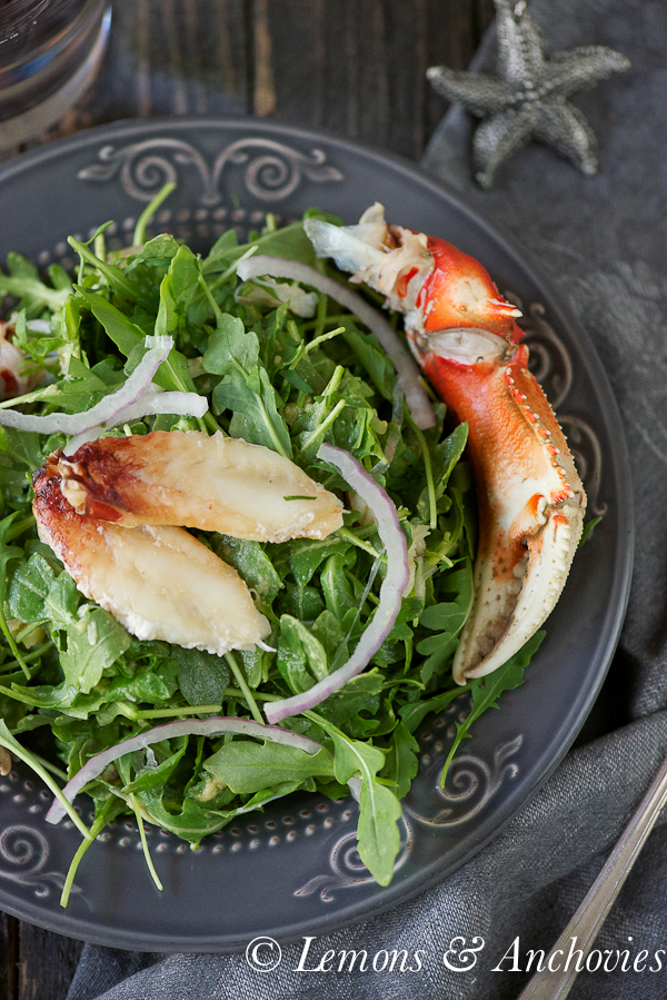 Crab & Arugula Salad with Avocado-Lime Dressing | https://lemonsandanchovies.com