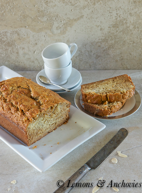 Banana Bread with Cookie Butter 