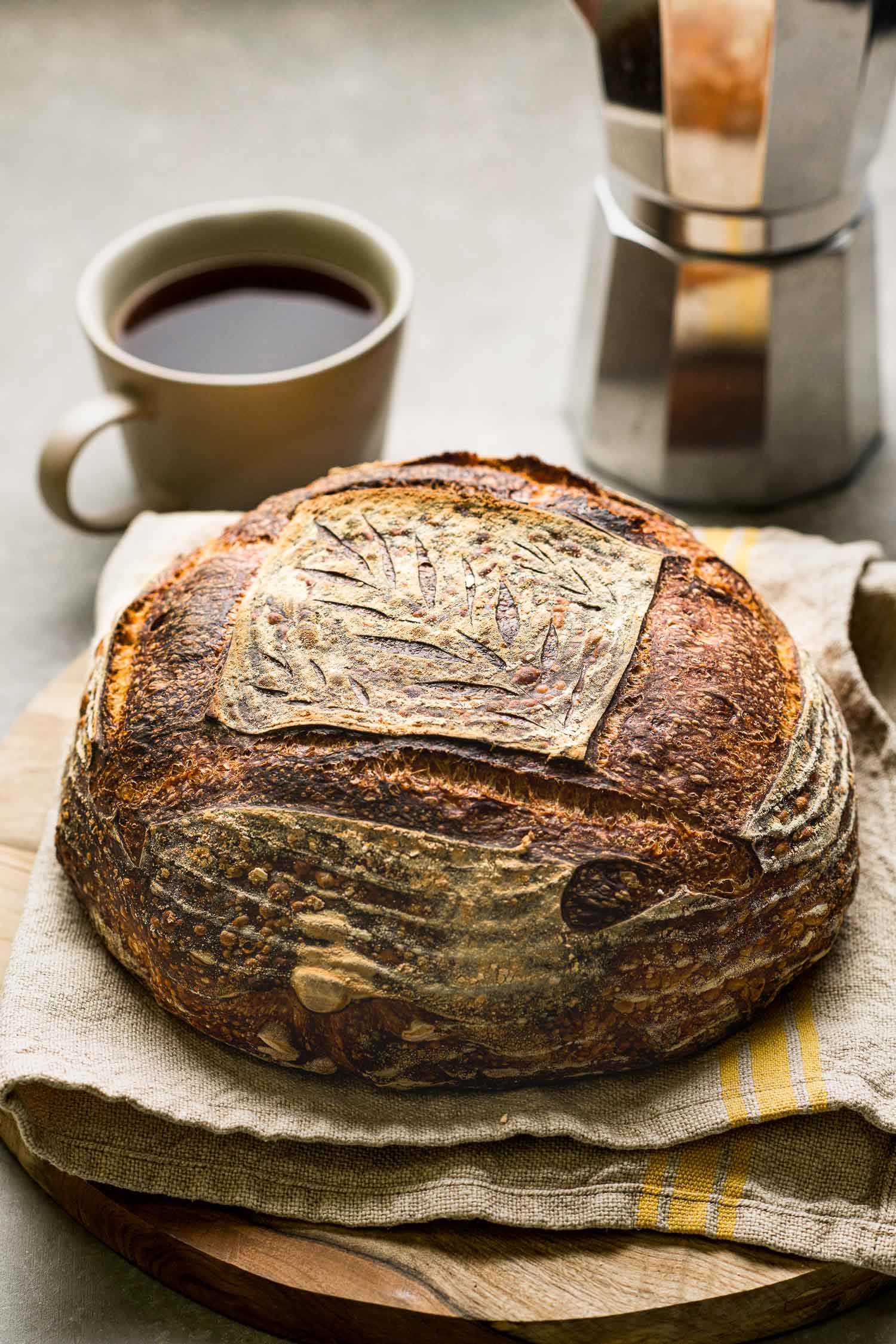 https://lemonsandanchovies.com/wp-content/uploads/2020/05/Everyday-Sourdough-Bread.jpg